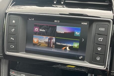 Jaguar F-Pace R-SPORT AWD 59