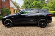Jaguar F-Pace R-SPORT AWD 12