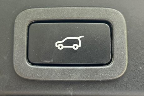 Jaguar F-Pace R-SPORT AWD 41