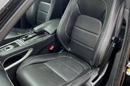 Jaguar F-Pace R-SPORT AWD 63