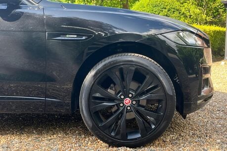 Jaguar F-Pace R-SPORT AWD 48