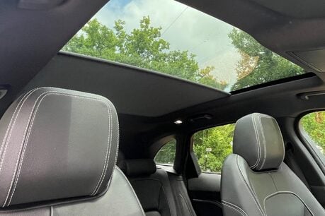 Jaguar F-Pace R-SPORT AWD 25