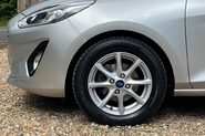 Ford Fiesta ZETEC 38