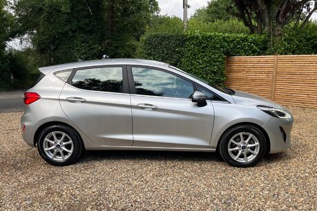 Ford Fiesta ZETEC 17