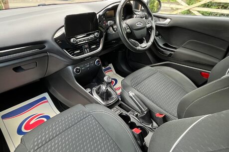 Ford Fiesta ZETEC 23