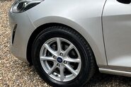 Ford Fiesta ZETEC 37