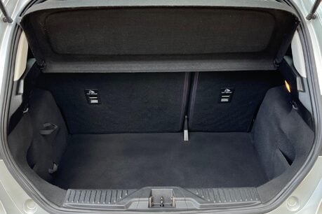Ford Fiesta ZETEC 44