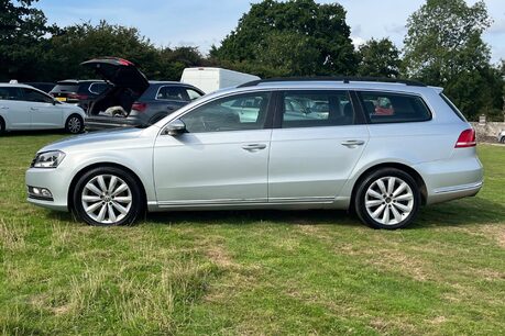 Volkswagen Passat HIGHLINE TDI BLUEMOTION TECHNOLOGY 8