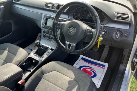 Volkswagen Passat HIGHLINE TDI BLUEMOTION TECHNOLOGY 47