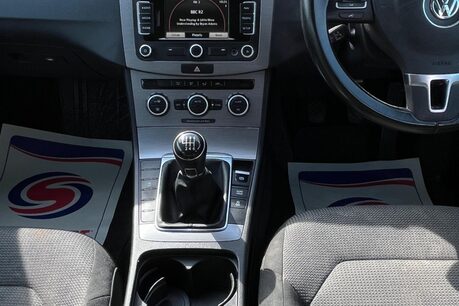 Volkswagen Passat HIGHLINE TDI BLUEMOTION TECHNOLOGY 14
