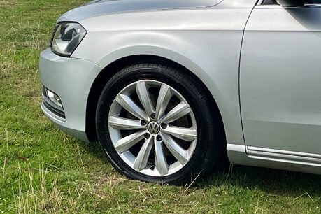 Volkswagen Passat HIGHLINE TDI BLUEMOTION TECHNOLOGY 27