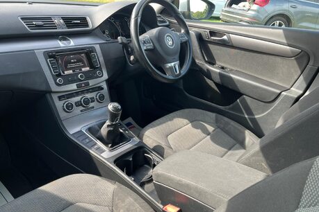 Volkswagen Passat HIGHLINE TDI BLUEMOTION TECHNOLOGY 13