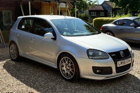 Volkswagen Golf GTI EDITION 30 T 6