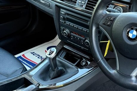 BMW 3 Series 318I EXCLUSIVE EDITION 21