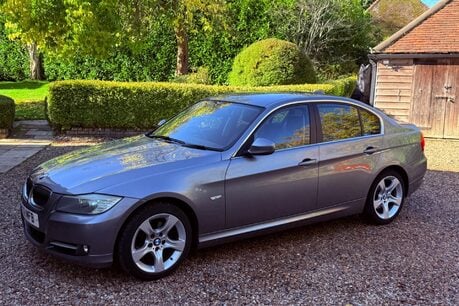 BMW 3 Series 318I EXCLUSIVE EDITION 50