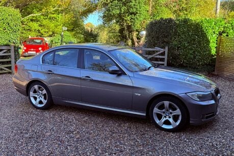 BMW 3 Series 318I EXCLUSIVE EDITION 14