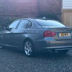 BMW 3 Series 318I EXCLUSIVE EDITION 2