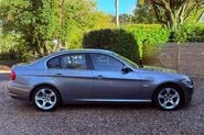 BMW 3 Series 318I EXCLUSIVE EDITION 15