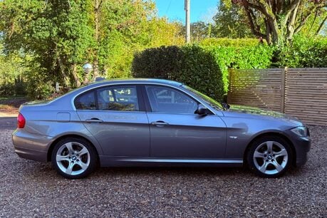 BMW 3 Series 318I EXCLUSIVE EDITION 15