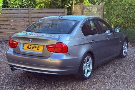 BMW 3 Series 318I EXCLUSIVE EDITION 17