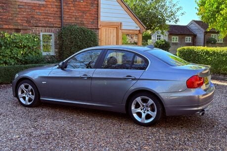 BMW 3 Series 318I EXCLUSIVE EDITION 9