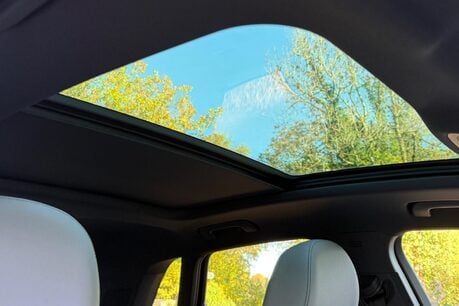 Audi Q3 TFSI QUATTRO S LINE VORSPRUNG 40