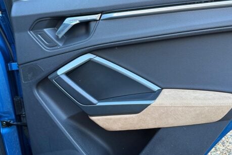 Audi Q3 TFSI QUATTRO S LINE VORSPRUNG 31