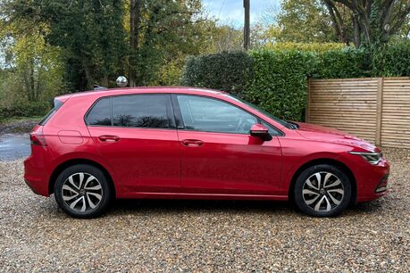 Volkswagen Golf ACTIVE TSI 17