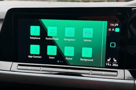 Volkswagen Golf ACTIVE TSI 38