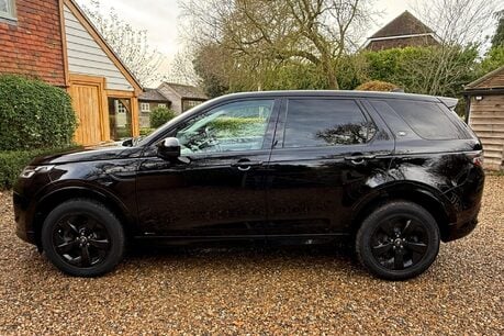 Land Rover Discovery Sport R-DYNAMIC S MHEV 11