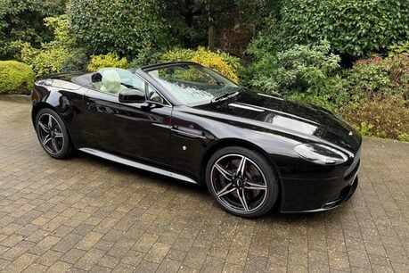 Aston Martin Vantage S V8 ROADSTER 16