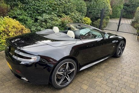 Aston Martin Vantage S V8 ROADSTER 15