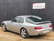 Porsche 968 COUPE 22