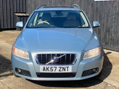 Volvo V70 D5 SE 4