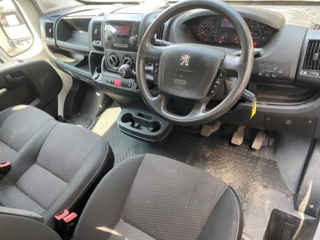 Peugeot Boxer BLUEHDI 335 L3 DROPSIDE 11
