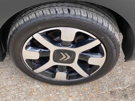Citroen C4 Cactus PURETECH FLAIR 23