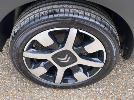 Citroen C4 Cactus PURETECH FLAIR 26