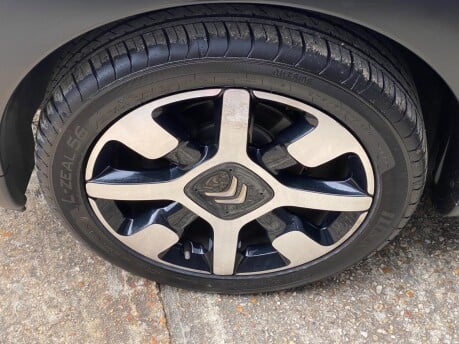 Citroen C4 Cactus PURETECH FLAIR 27