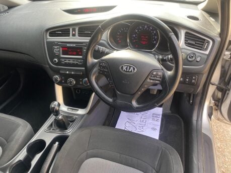 Kia Ceed 2 ECODYNAMICS CRDI 7