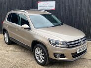Volkswagen Tiguan 2.0 TDI BlueMotion Tech SE DSG 4WD Euro 5 (s/s) 5dr 1