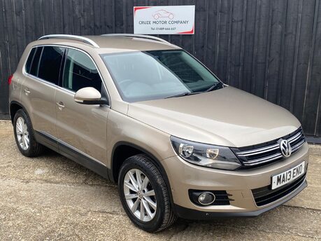 Volkswagen Tiguan 2.0 TDI BlueMotion Tech SE DSG 4WD Euro 5 (s/s) 5dr