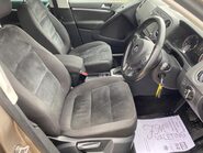 Volkswagen Tiguan 2.0 TDI BlueMotion Tech SE DSG 4WD Euro 5 (s/s) 5dr 8