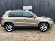 Volkswagen Tiguan 2.0 TDI BlueMotion Tech SE DSG 4WD Euro 5 (s/s) 5dr 3