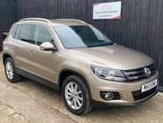 Volkswagen Tiguan 2.0 TDI BlueMotion Tech SE DSG 4WD Euro 5 (s/s) 5dr 9