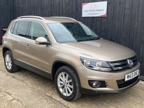 Volkswagen Tiguan 2.0 TDI BlueMotion Tech SE DSG 4WD Euro 5 (s/s) 5dr 9