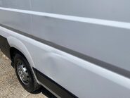Peugeot Boxer BLUEHDI 333 L1H1 PROFESSIONAL P/V 21