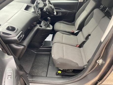 Peugeot Partner BLUEHDI PROFESSIONAL L1 18