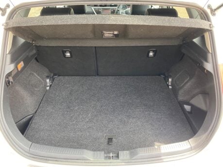 Toyota Auris EXCEL VVT-I 30