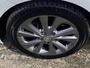 Toyota Auris EXCEL VVT-I 17
