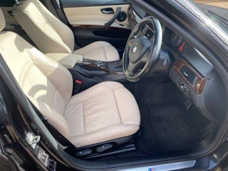 BMW 3 Series 325D M SPORT TOURING 9